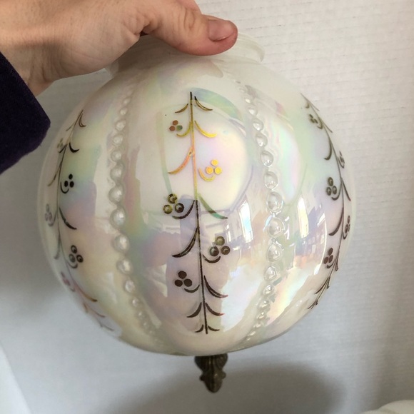 Vtg Pearlescent Globe Light Shades - Picture 8 of 16